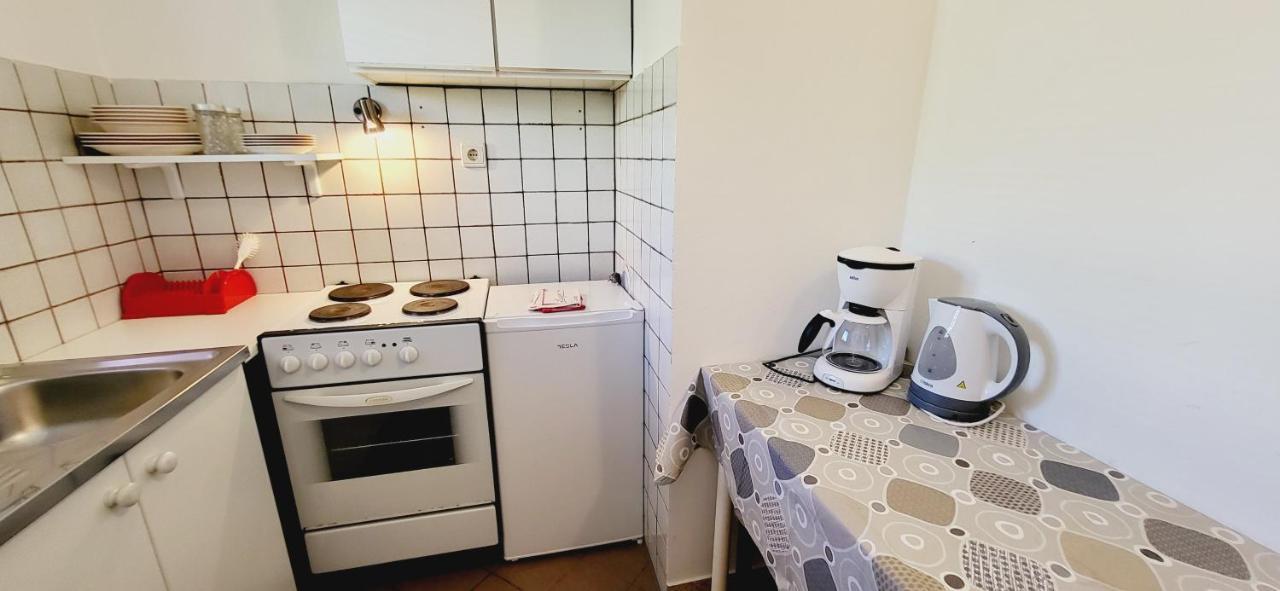 Apartments Italo By El-Pi Tours Nijvice Zewnętrze zdjęcie